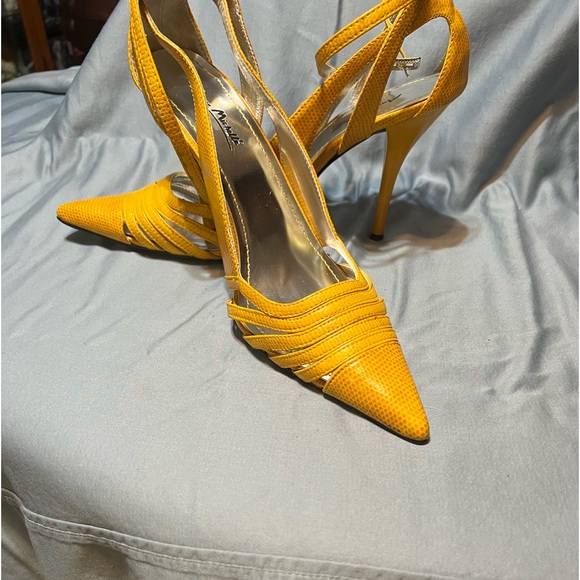 Carlos buy Carlos Santana NEW Leather Heels - Picture 7 of 10